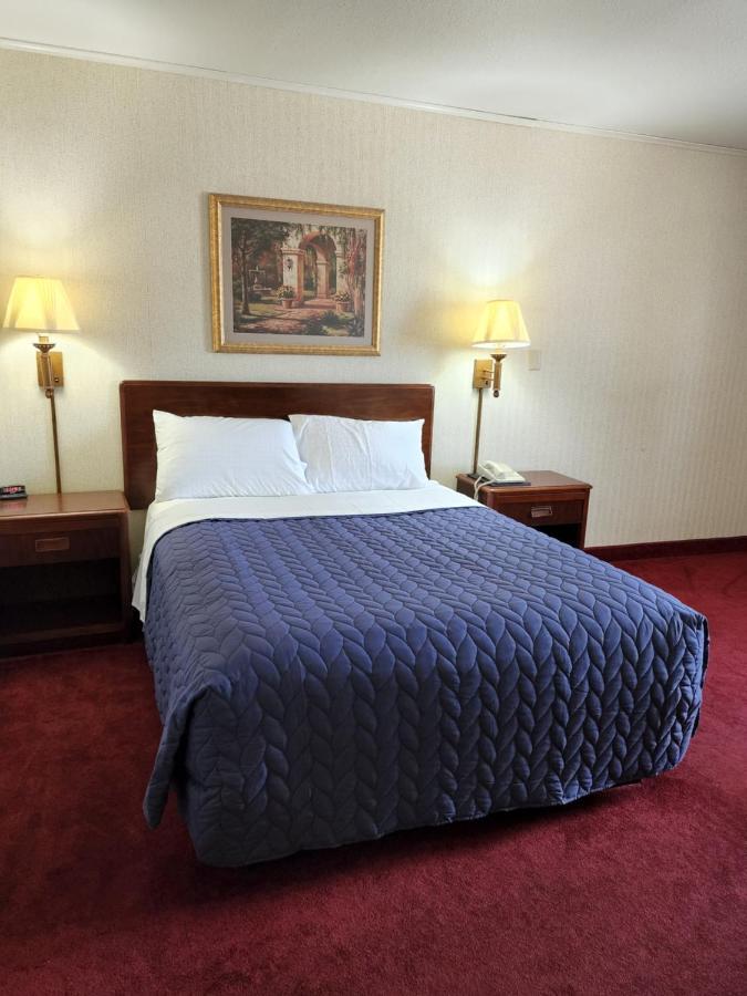 Motel Family Budget Bethany
